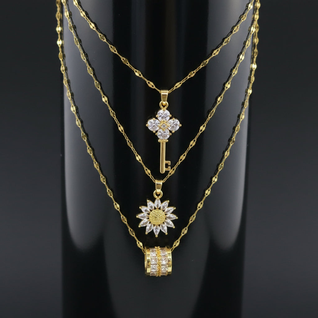 Collana Fiore in Acciaio Placcato Oro 18K