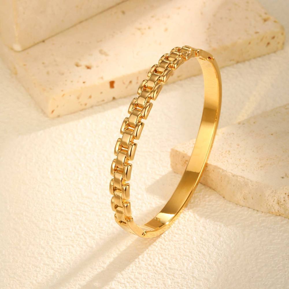 BRACELET SIMPLE EN ACIER INOXYDABLE CHAUD-